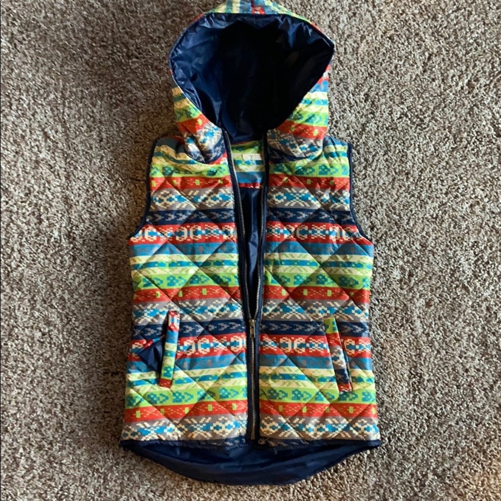 tea n rose vest